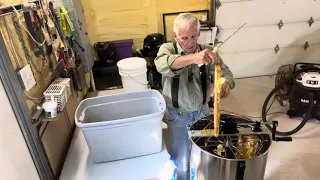 Beekeeper HARVESTING POUNDS of HONEY🍯 Solar Wax Rendering ￼​⁠@PawpawSammyAlyBug