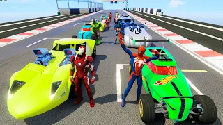 El Hombre Araña en Carros Hot wheel Spiderman y Superhéroes en desafío de Coches Hot wheel