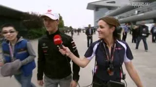 Michael Schumacher Funny Paddock GP Chine 2012
