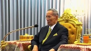 Король Таїланду у критичному стані