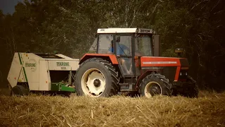 W dzień gorącego lata! belowanie słomy. Zetor 9245 krone kr 125