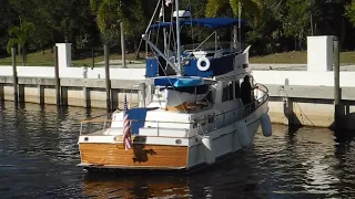 Grand Banks docking in Okeechobee Waterway