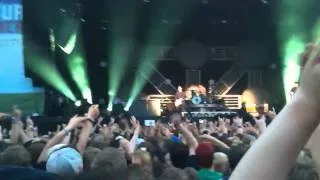 Blink-182 Dumpweed live (opening song) @ Hamburg Trab-Arena 2010