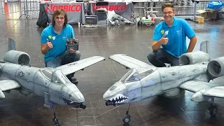 AMAZING INDOOR FLIGHT SHOW 2x A-10 WARTHOG THUNDERBOLT II / Fair Leipzig Germany 2016