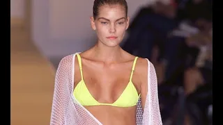 SPORTMAX Spring 2001 Milan - Fashion Channel