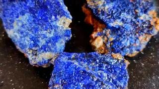 Malechite & Azurite in the Arizona Dessert #rockhounding #amazing #blue #green #gems #adventure