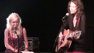 Sara Lee Guthrie & Caitlin Stubbs - 'Victor Jara'