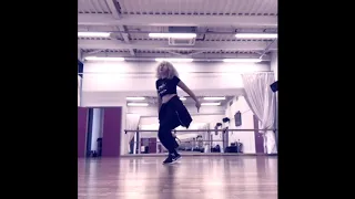 Yemi Alade - Johnny _ Afro ( Freestyle Dance )