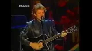 Jon Bon Jovi-Janie Don't You Take Your Love To Town(Paravarotti & Friends) Live