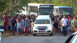 Dor e comoção no sepultamento da jovem Roseane Maria