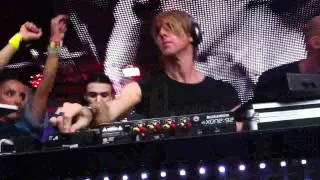 Richie Hawtin @ Cocoricò 15 agosto 2011 play Sam Paganini   Primitives 1