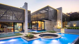 Sandton Residence in Johannesburg, #SouthAfrica by Nico van der Meulen Architects