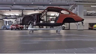 Restoration process of a very special 911.