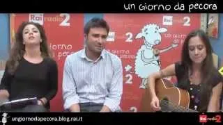 22/10/2013 M5S Alessandro Di Battista - L'INTERVISTA CANTATA a UnGiornoDaPecora