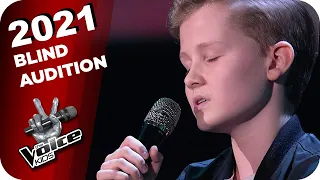 Mark Forster feat. Vize - Bist du Okay (Liam) | The Voice Kids 2021 | Blind Auditions