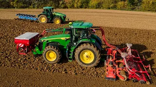 Labour & Semis | John Deere 8R 370 & 8 R 310