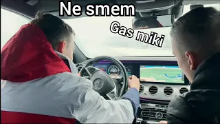 SIMI UČI MIHAJLA KAKO DA VOZI I DA DRIFTA