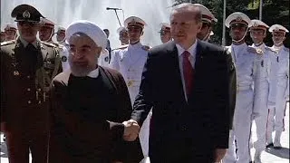 Президент Турции говорил в Иране о газе и Йемене