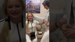 Невеста подарила своей свекрове Юле подарок 2023 😻 #рекомендации #чеченскиесвадьбы #чеченка