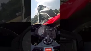 Aprilia RSV 1000 R and Honda Fireblade Collision (Crash) at Circuit Zolder