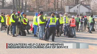 Volunteers clean up community in honor of MLK Day