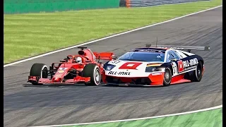 Ferrari F1 2018 vs Lamborghini Murcielago GT1 - Monza