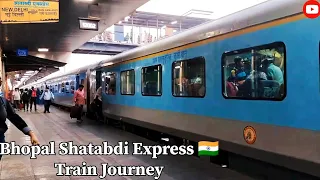 😀India's first and fastest Shatabdi Express Train Journey (Amazing Experience)😀