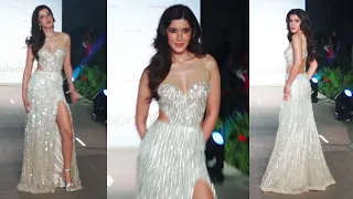 Shanaya Kapoor's Ramp Walk As Showstopper For Bombay Times Fashion Week