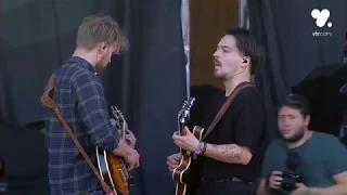 Milky Chance - Stolen Dance - Lollapalooza Chile