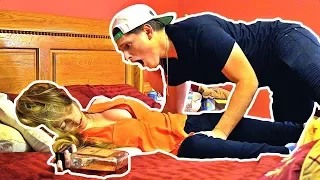 PASSED OUT GIRLFRIEND PRANK ON BOYFRIEND! **PRANK WARS**