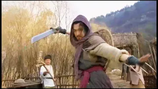 Kung Fu Movie:Big man's swordsmanship is matchless,and even the most skilled monk becomes his defeat