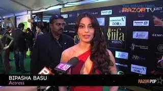 Young Bollywood stars shine at Indian cinema's biggest extravaganza‎ (IIFA 2012 Pt 1)