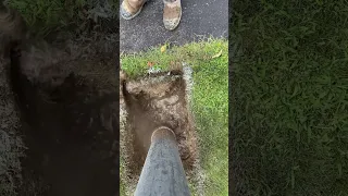 HYDRO DIGGING IN CLAY.😮 #construction #hydrovac #excavation #excavator #satisfying #asmr