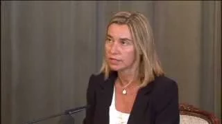 EU Chief Warns Russia Over Ukraine Troops: Mogherini calls on Kremlin to withdraw soldiers