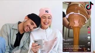 showing my friend who doesn't understand tik tok my favorite tik toks