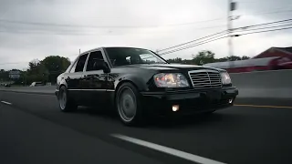 Mercedes Benz 500 E & 560 SEC |  Takes A Highway Cruise (4K)