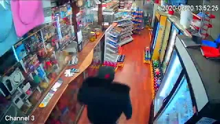 GRAPHIC VIDEO: Violent shooting in DC convenience store captured on video | FOX 5 DC