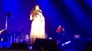 Shreya Ghoshal speaking & making me laugh 2015