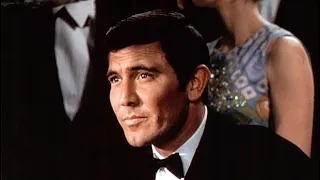 George Lazenby - James Bond 007 - In From Russia With Love Gunbarrel.