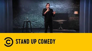 Stand Up Comedy: Rivalutiamo la famiglia - Filippo Giardina - Comedy Central