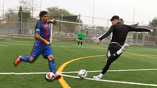 LUIS SUAREZ TEACHES HOW TO ALWAYS SCORE 1V1 vs GOALKEEPER!