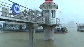 Yangtze River sees dangerous water levels