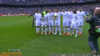 Cristiano Ronaldo Shows ( presenting ) Ballon d'Or 2013 to Santiago Bernabeu 25/01/2014