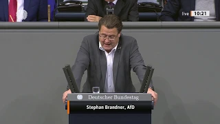 Bundestag: AfD-Entwurf zur Beteiligung von Parteien an Medienunternehmen beraten