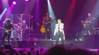 Cliff Richard Dreamin' Live at Sheffield City Hall The Great 80 Tour 7th October 2021