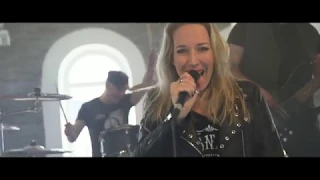 Freakstorm - Can't keep me down [Official Video]