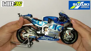 Build a Tamiya SUZUKI ECSTAR GSX-RR '20 MotoGP 1/12 - Joan Mir 36 - Miniature MotoGP