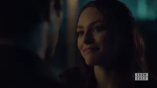 Landon and Hope kissing scene - Legacies season 4 episode 17