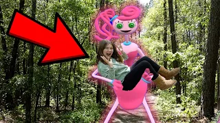 I Saw Mommy Long Legs In The Creepy Woods! Poppy Playtime In Real Life (skit)