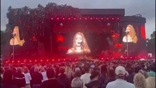 Adele Skyfall BST Hyde Park #Adele #skyfall #hydeparklondon #hydepark 2/7 /2022